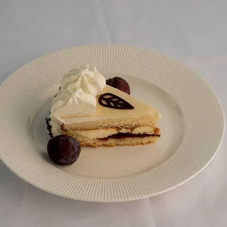 Femo Anno2022 Hotel 2*